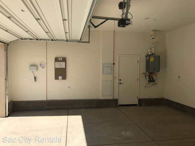 Foto del edificio - 3 br, 2.5 bath House - 8803 Solo Way