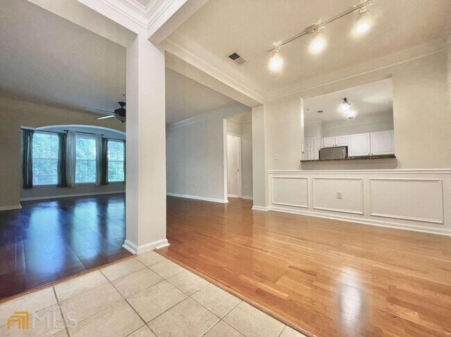 Foto del edificio - 1234 Westchester Ridge NE