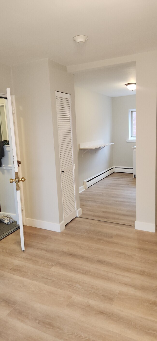 Building Photo - 69 Chiswick Rd