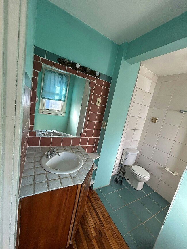 Foto del edificio - 1404 Hawkins St