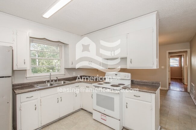 Foto del edificio - 321 Briercliff Dr