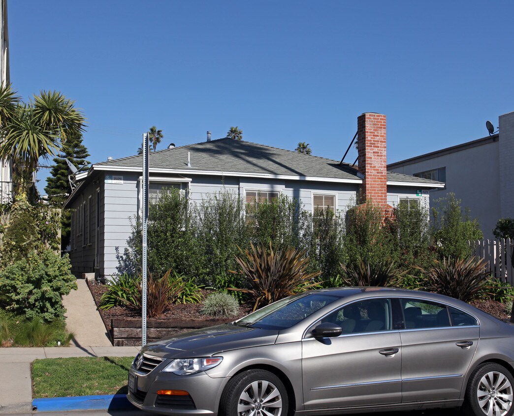 Foto del edificio - 823 18th St