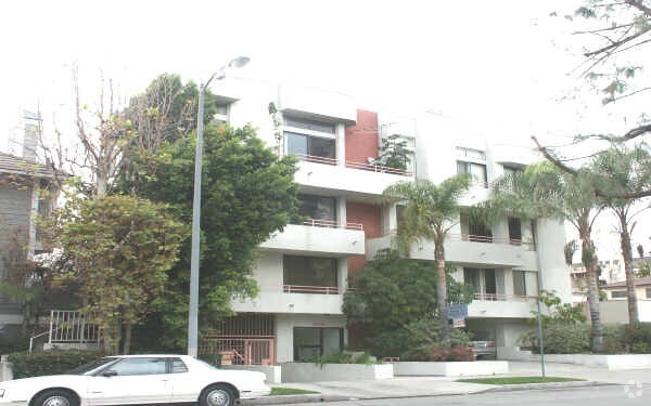 Building Photo - 4741 Radford Ave