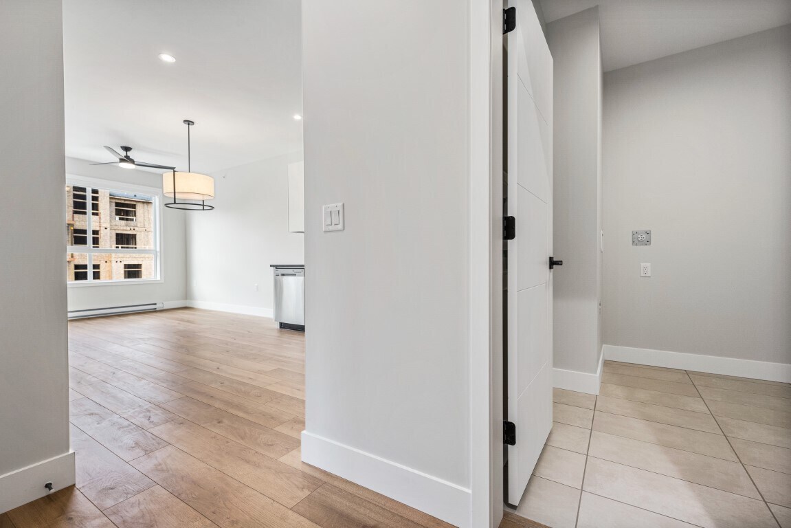 5545 Vedder Rd, Chilliwack, BC V2R 5Y8 Townhouse for Rent in