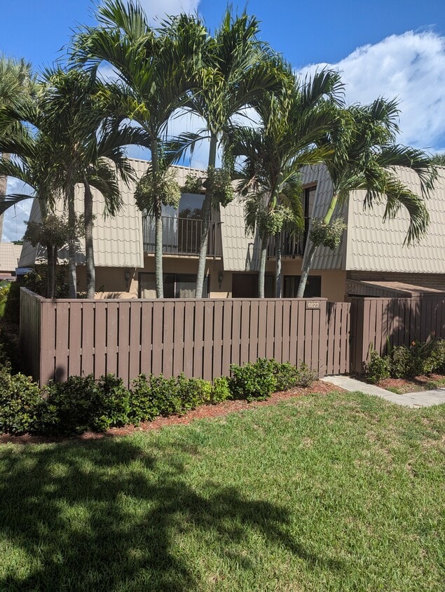 Building Photo - 6823 68th Way