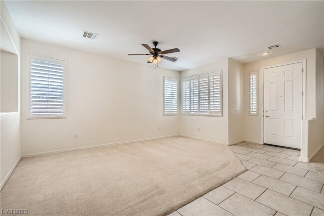 Foto del edificio - 11110 Chestermere Ct