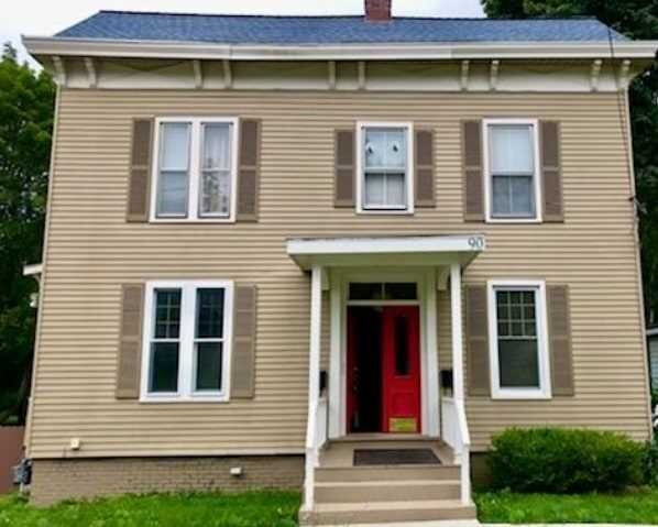 Primary Photo - 90 Innis Ave