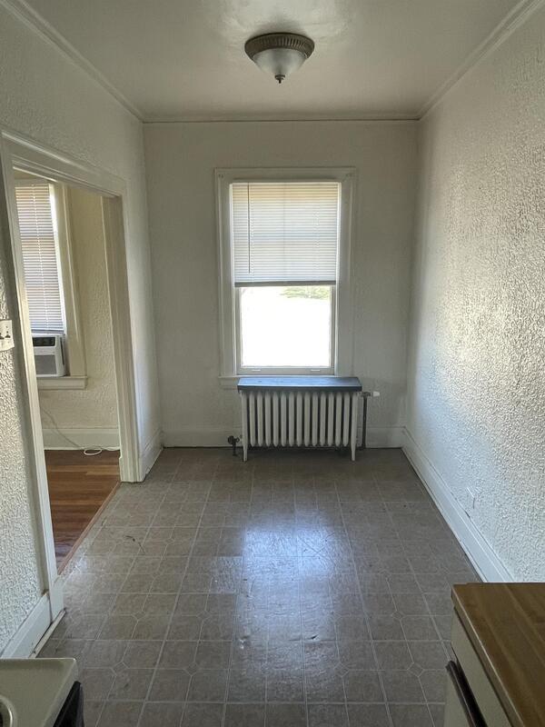 Building Photo - 403 N 4th St