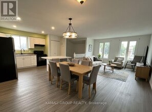 Building Photo - 38 Mayfair Dr