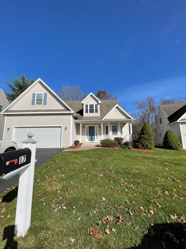 1125 W Woods Rd Unit 17, Hamden, CT 06518 Condo for Rent in Hamden