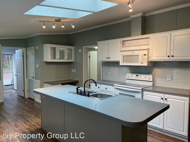 Foto del edificio - 3 br, 2 bath House - 1870 Highway 73