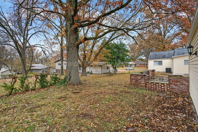 Foto del edificio - 5 Van Crest Ln