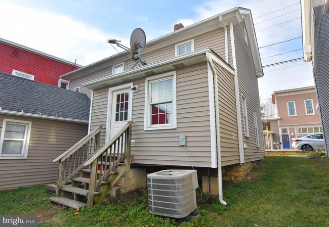 Foto del edificio - 5366 Main St