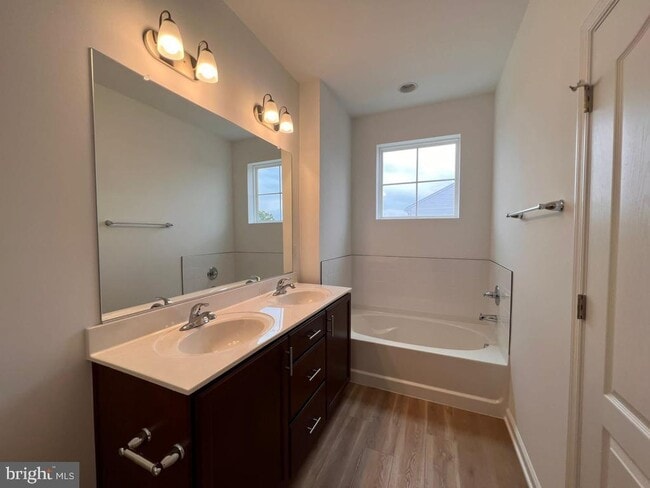 Building Photo - 602 Hemsworth Ln