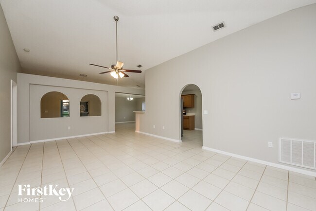 Foto del edificio - 1310 Berryhill Dr