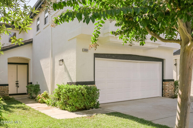 Building Photo - 3064 Ferncrest Pl