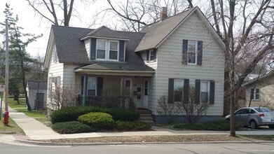 Building Photo - 301 N Washington Ave