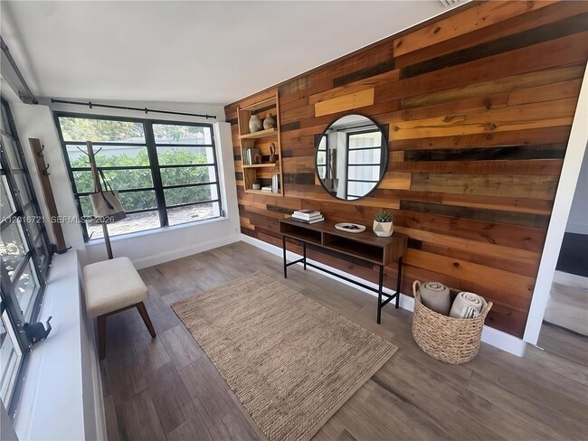 Foto del edificio - 9040 SW 156th St