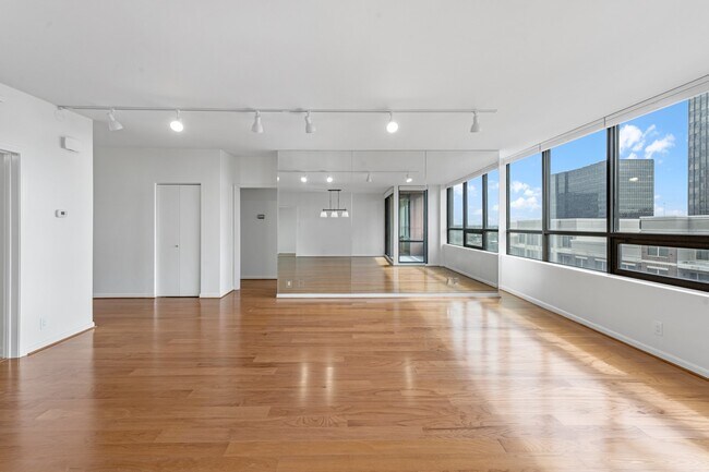 Foto del edificio - 5150 Hidalgo St