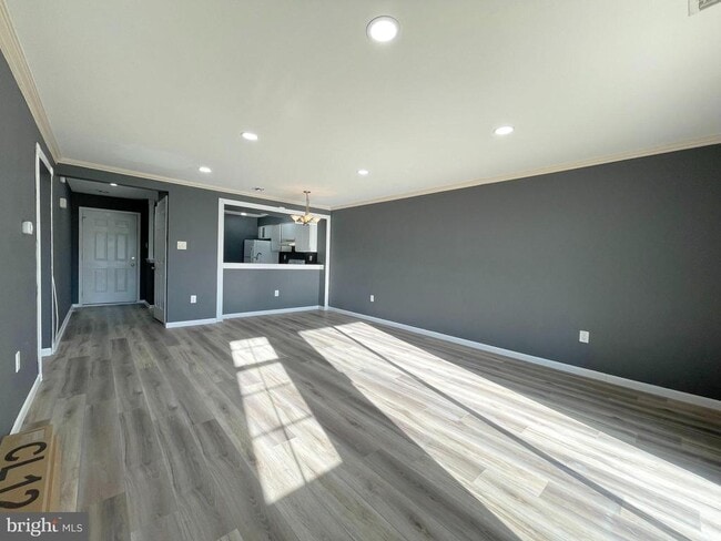 Building Photo - 125 Allem Ln