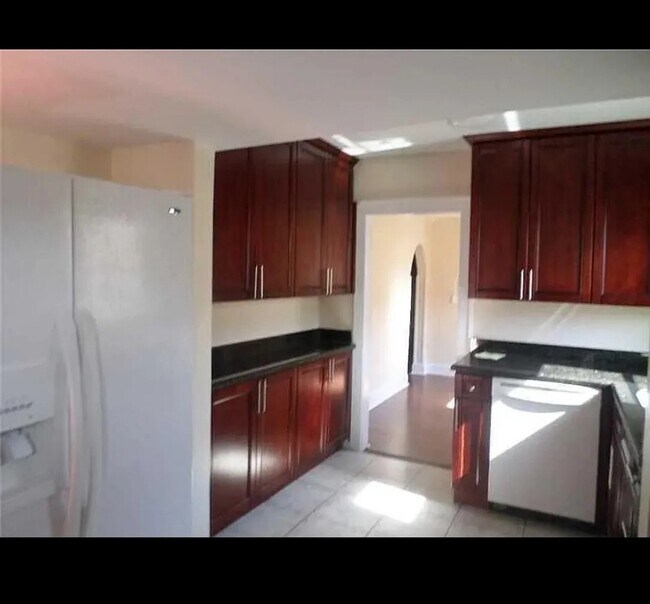 Foto del edificio - 423 N L St