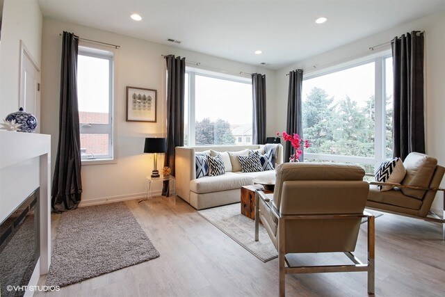 Foto del edificio - 4119 N Narragansett Ave