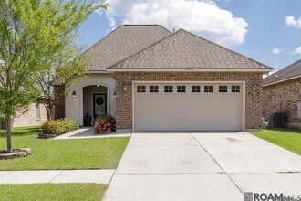 Building Photo - 18326 Sunset Park Dr