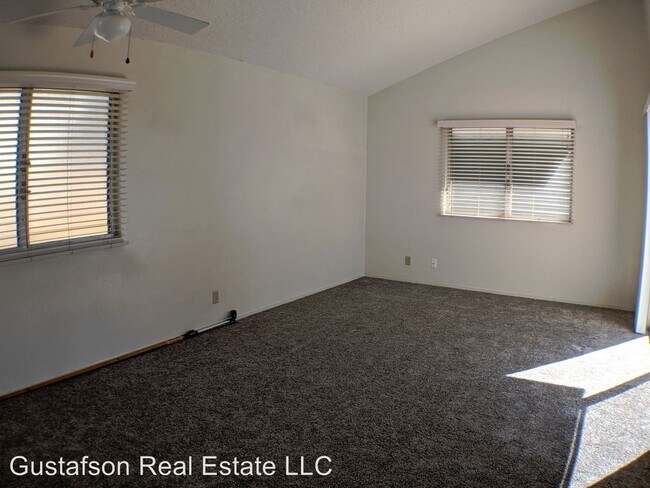 Building Photo - 94-557-557 Poloahilani St