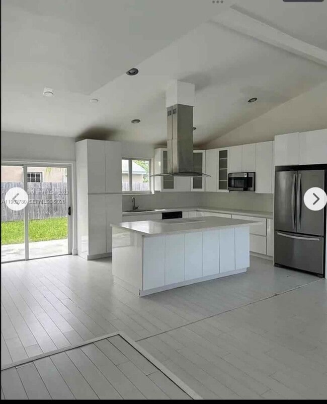 Southwest 93rd Avenue, Palmetto Bay, FL 33157 - 4 BR 2 BA single-family home - Southwest 93rd Avenue, Palmetto Bay, FL 33157 - 4 BR 2 BA single-family home