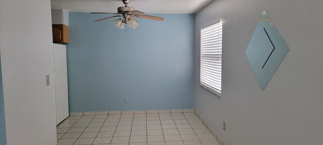 Foto del edificio - 621 SE 13th Pl