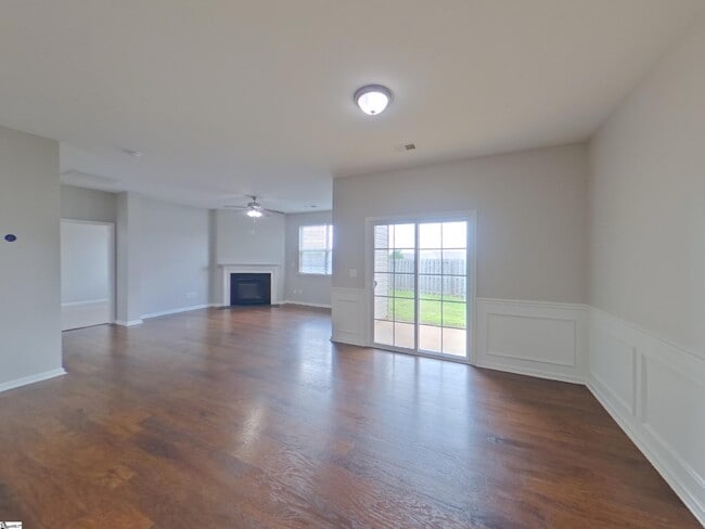 Building Photo - 312 New Spring Ln