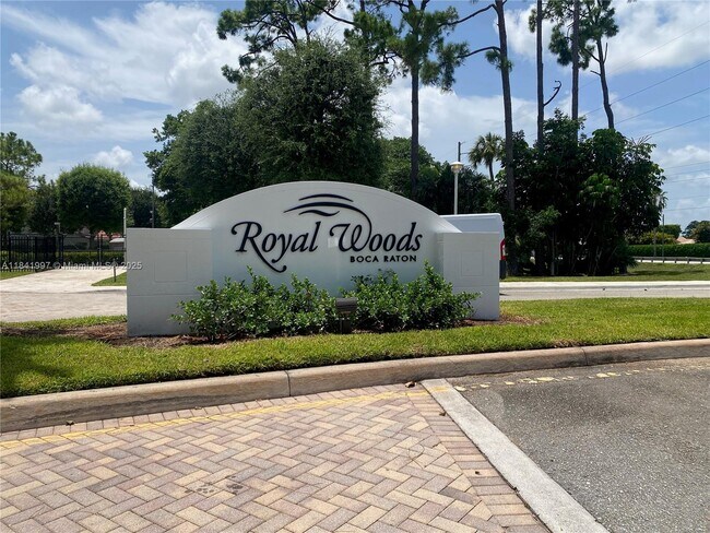 Foto del edificio - 22159 Majestic Woods Way