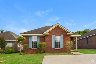 Building Photo - 120 Ridgeview Dr