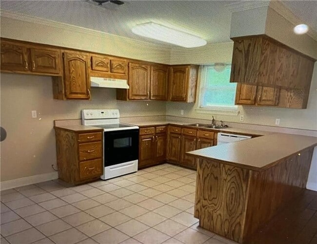 Foto del edificio - 319 Desoto Dr