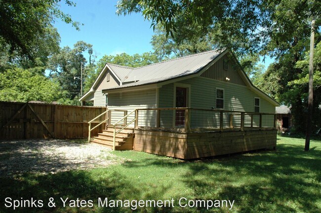 Building Photo - 3 br, 1 bath House - 203 Hodge St