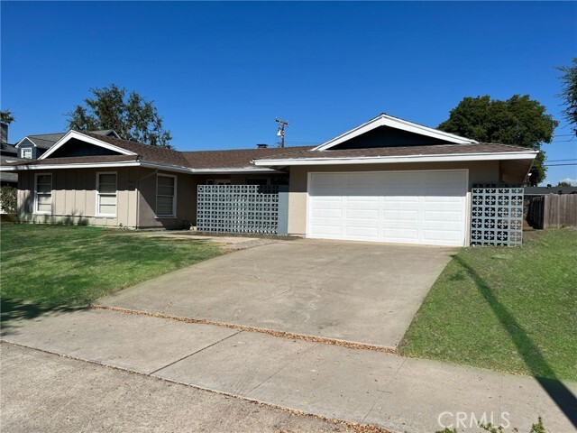 Primary Photo - 723 E Vista Del Gaviota Ave