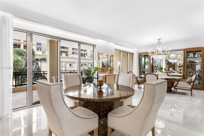 Foto del edificio - 3415 N Ocean Dr