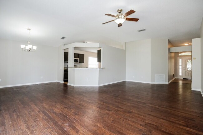 Foto del edificio - 10641 Egret Haven Ln