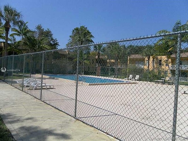 Building Photo - 13700 SW 62nd St