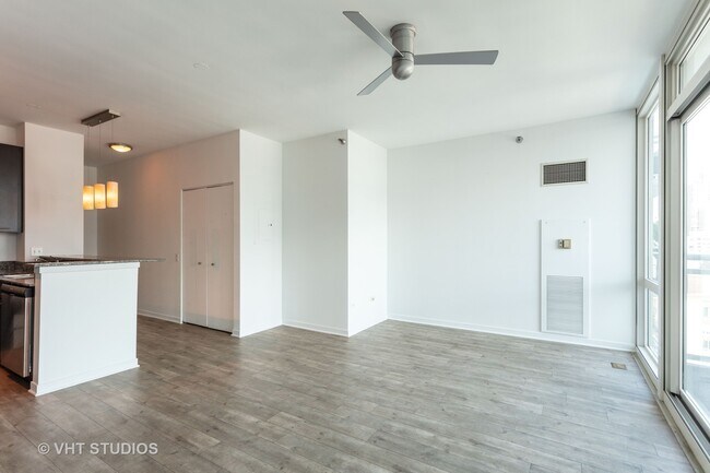 Foto del edificio - 757 N Orleans St