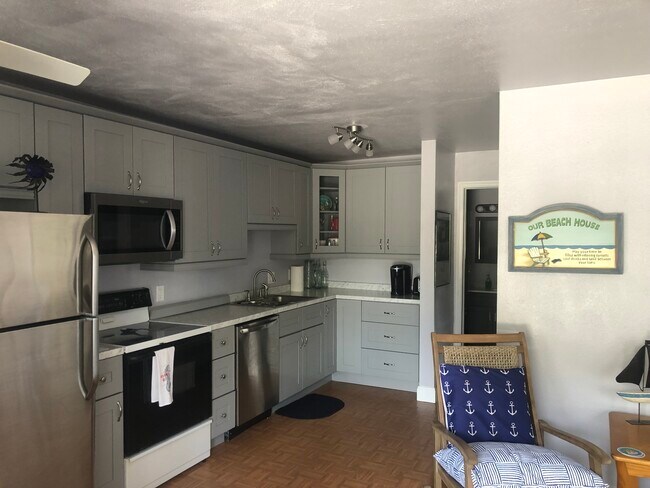 Foto del edificio - 113 140th Ave E