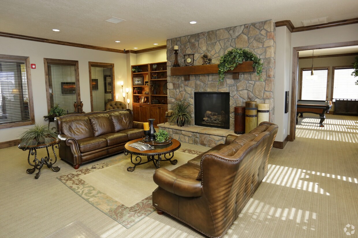 Ridge at Blackmore Apartments in Casper, WY