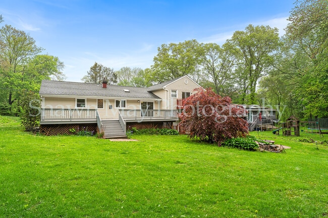 Building Photo - 32 Chatfield Dr
