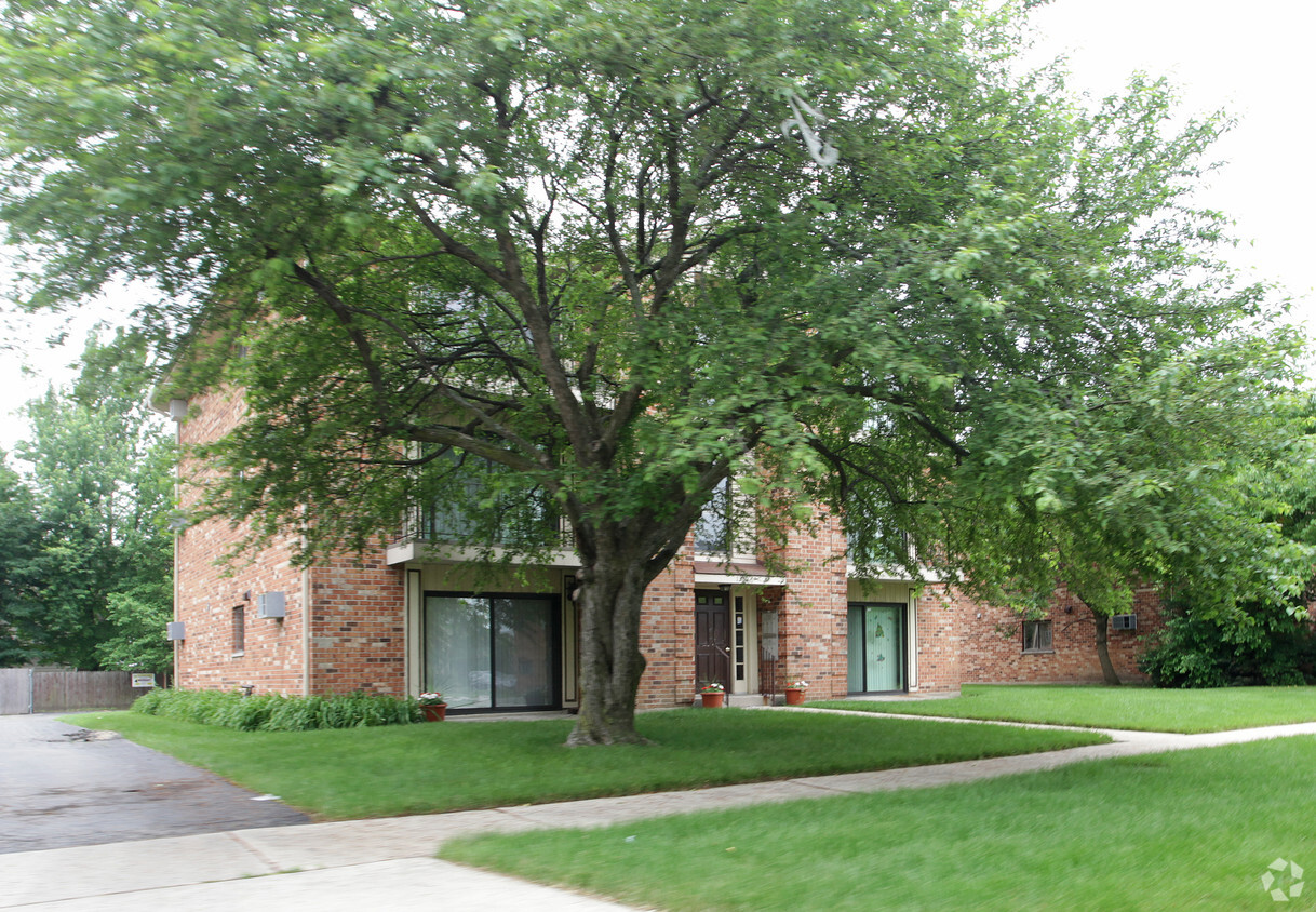 Building Photo - 1306 Crab Apple Ct