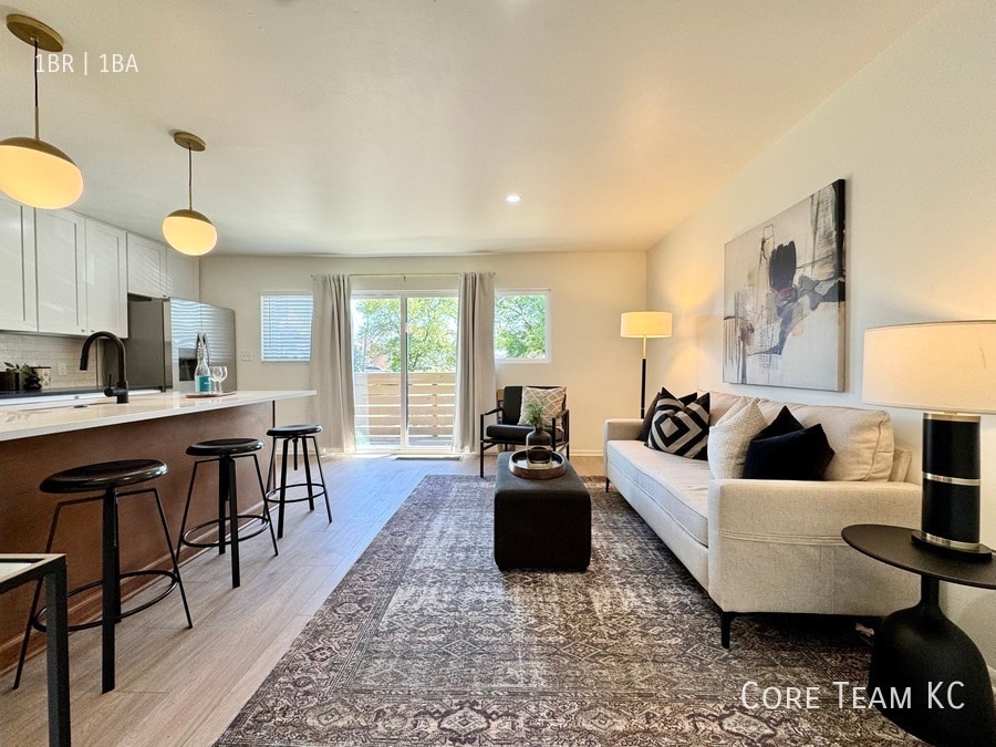 Foto principal - 4203 SW Trafficway