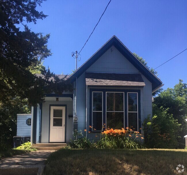 Houses For Rent in Janesville, WI 3 Homes