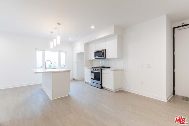 Foto del edificio - 843 Wilcox Ave