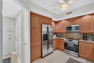 Building Photo - 23540 Via Veneto