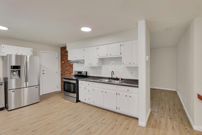 Foto del edificio - 2919 Heath Ct