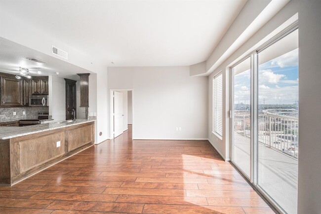 Foto del edificio - 3505 Sage Rd